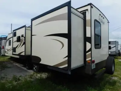 2017 Forest River Wildcat T343BLK photo 4