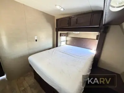 2018 Pacific Coachworks Panther 25FSB photo 26