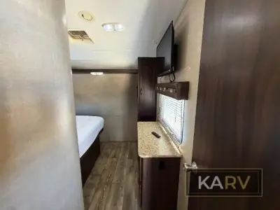 2018 Pacific Coachworks Panther 25FSB photo 23