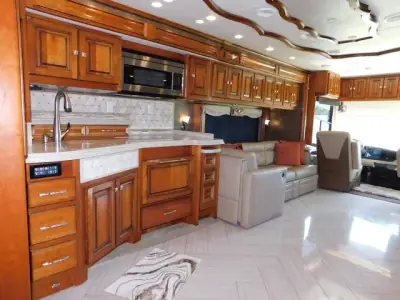2015 Tiffin Motorhomes Allegro 40SP photo 20