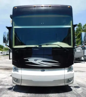 2015 Tiffin Motorhomes Allegro 40SP photo 3