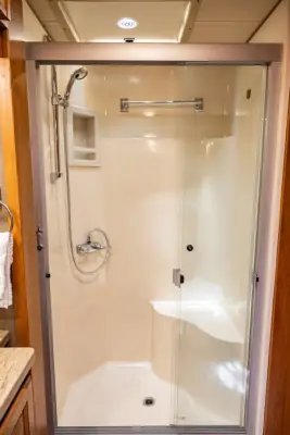 2018 Tiffin Motorhomes Allegro Red 37 PA photo 45