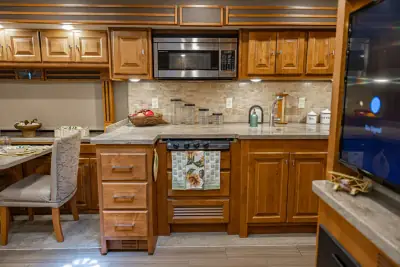 2018 Tiffin Motorhomes Allegro Red 37 PA photo 31