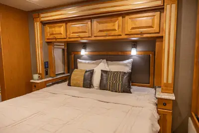 2018 Tiffin Motorhomes Allegro Red 37 PA photo 39