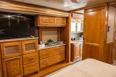 2018 Tiffin Motorhomes Allegro Red 37 PA photo 40