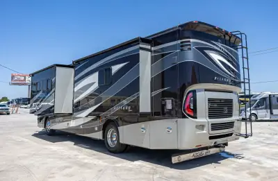 2018 Tiffin Motorhomes Allegro Red 37 PA photo 5