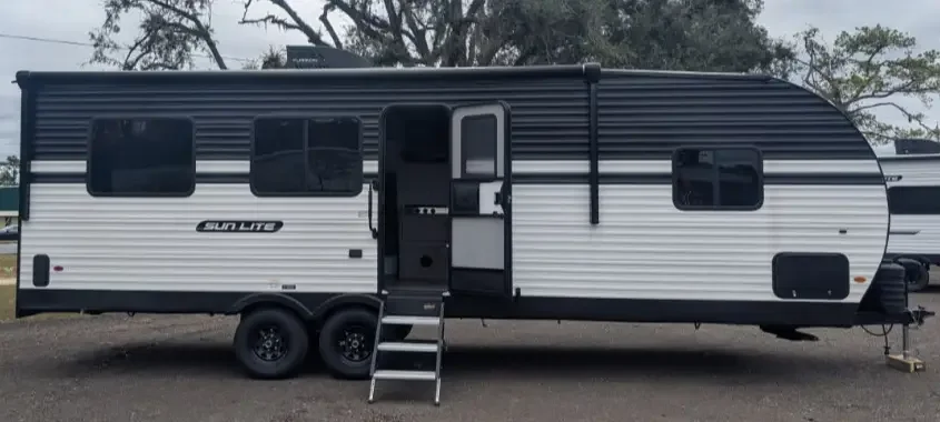 2026 Sunset Park SUN LITE 27WQB exterior