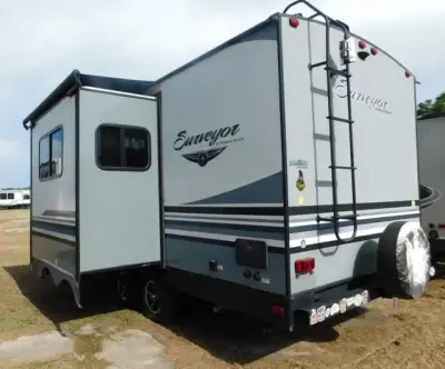 2018 Forest River Surveyor 200MBLE photo 5
