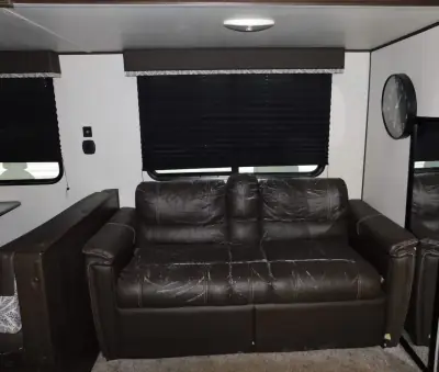 2020 Keystone Springdale SG303BH photo 15
