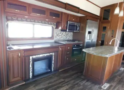 2017 Jayco Pinnacle 36FBTS photo 8