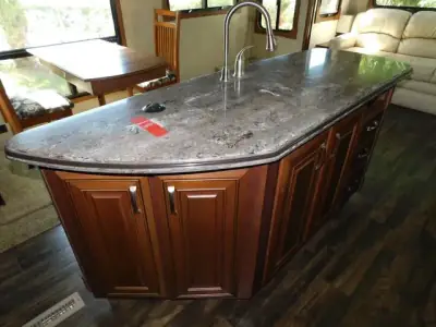 2017 Jayco Pinnacle 36FBTS photo 12