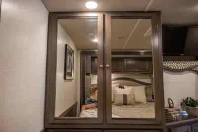 2019 Winnebago Sightseer 33C photo 23