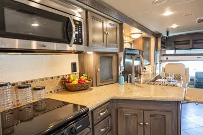 2019 Winnebago Sightseer 33C photo 16
