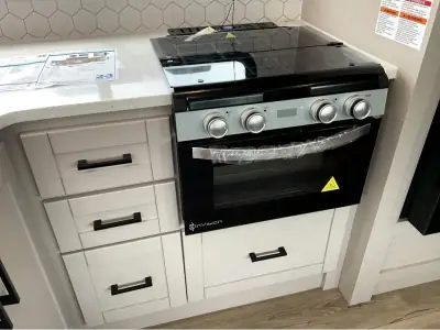 2026 Jayco Jay Feather 29BHB photo 8
