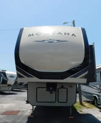 2019 Keystone Montana High Country 330RL photo 2