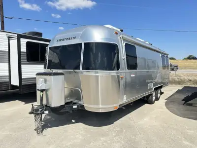 2019 Airstream International Serenity 27FB