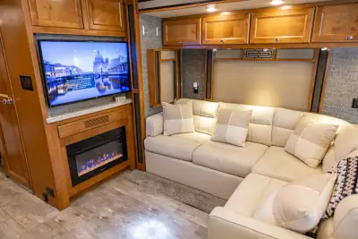 2020 Tiffin Motorhomes Allegro Red 38KA photo 28