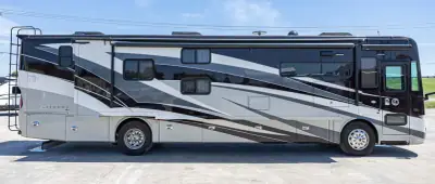 2020 Tiffin Motorhomes Allegro Red 38KA photo 5