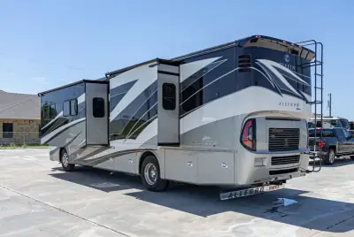 2020 Tiffin Motorhomes Allegro Red 38KA photo 4
