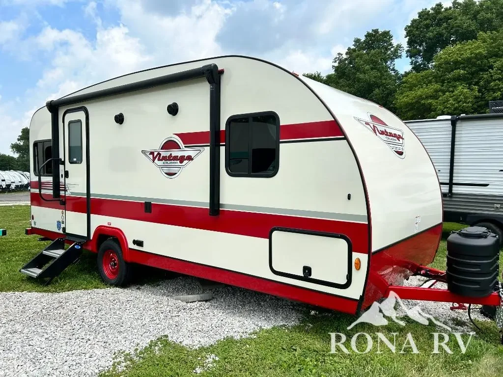 2026 Gulf Stream Vintage Cruiser 19TWD exterior