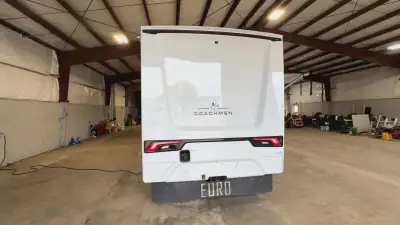 2025 Coachmen Euro 25LE photo 10