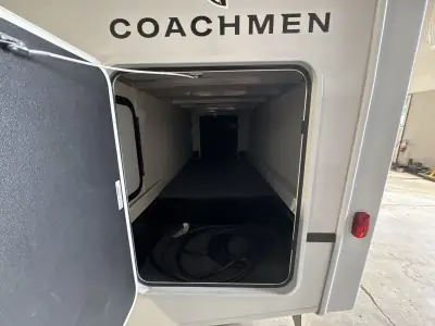 2025 Coachmen Euro 25LE photo 34