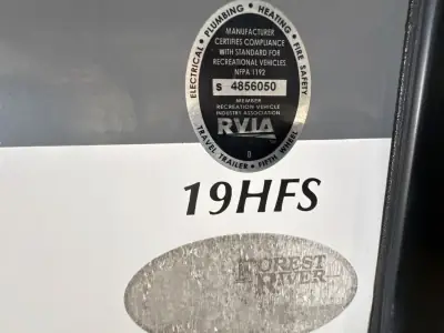 2018 Forest River XLR Hyperlite 19HFS photo 34
