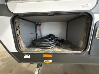 2018 Forest River XLR Hyperlite 19HFS photo 31