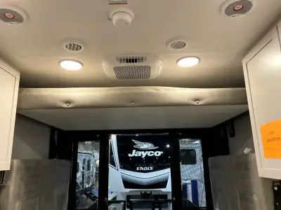 2026 Jayco Seismic Travel Trailer Toy Hauler 214 photo 23