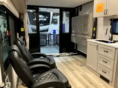 2026 Jayco Seismic Travel Trailer Toy Hauler 214 photo 6