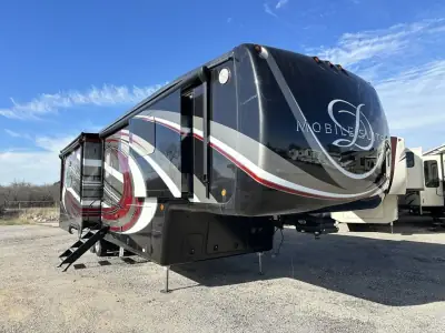 2021 Drv Mobile Suites Luxury 36 RKSB photo 2