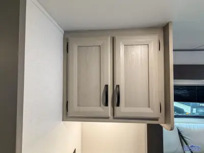 2027 Coachmen Catalina Legacy Edition 323BHDSCK photo 14