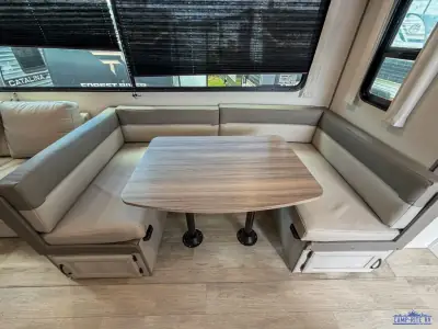 2027 Coachmen Catalina Legacy Edition 323BHDSCK photo 11