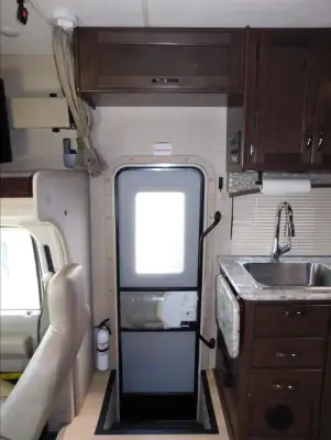 2019 Thor Chateau 24F photo 20