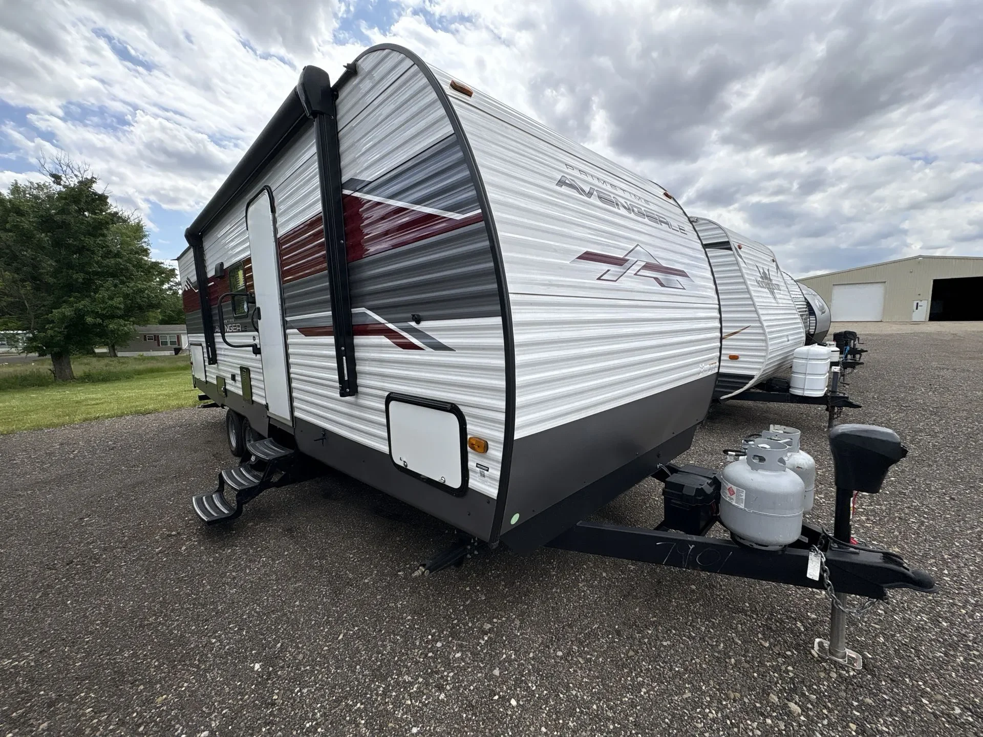 2024 Prime Time Avenger LE 24BHSLE exterior