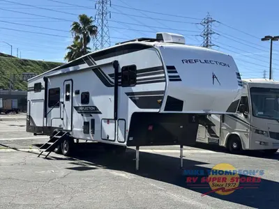New 2026 Grand Design Reflection 100 Series 32BH
