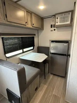 2027 Sunset Park Sun Lite LTD 13BD photo 11