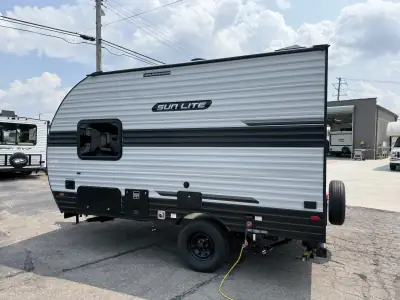 2027 Sunset Park Sun Lite LTD 13BD photo 5