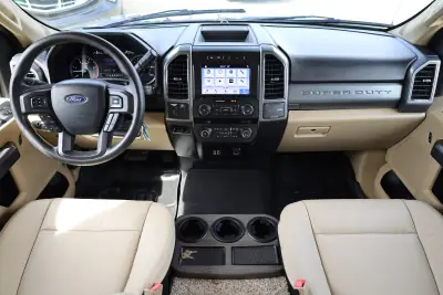 2019 Thor Motor Coach Omni BB35 photo 28