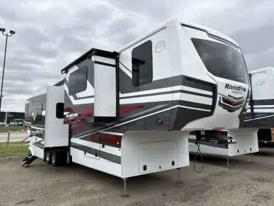 2025 Forest River RiverStone 425FO