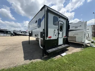 2024 Forest River PALOMINO REAL LITE HS2114 photo 2