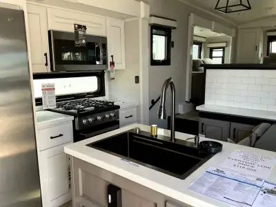 2025 Jayco Pinnacle 38FLGS photo 20