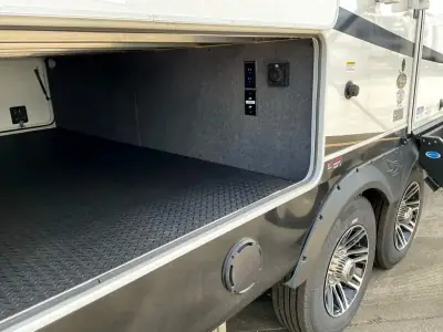 2025 Jayco Pinnacle 38FLGS photo 36