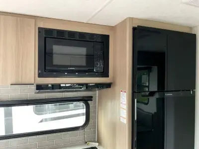 2025 Dutchmen Kodiak SE 280BHSL photo 13