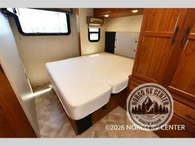 2017 Jayco Melbourne 24L photo 13