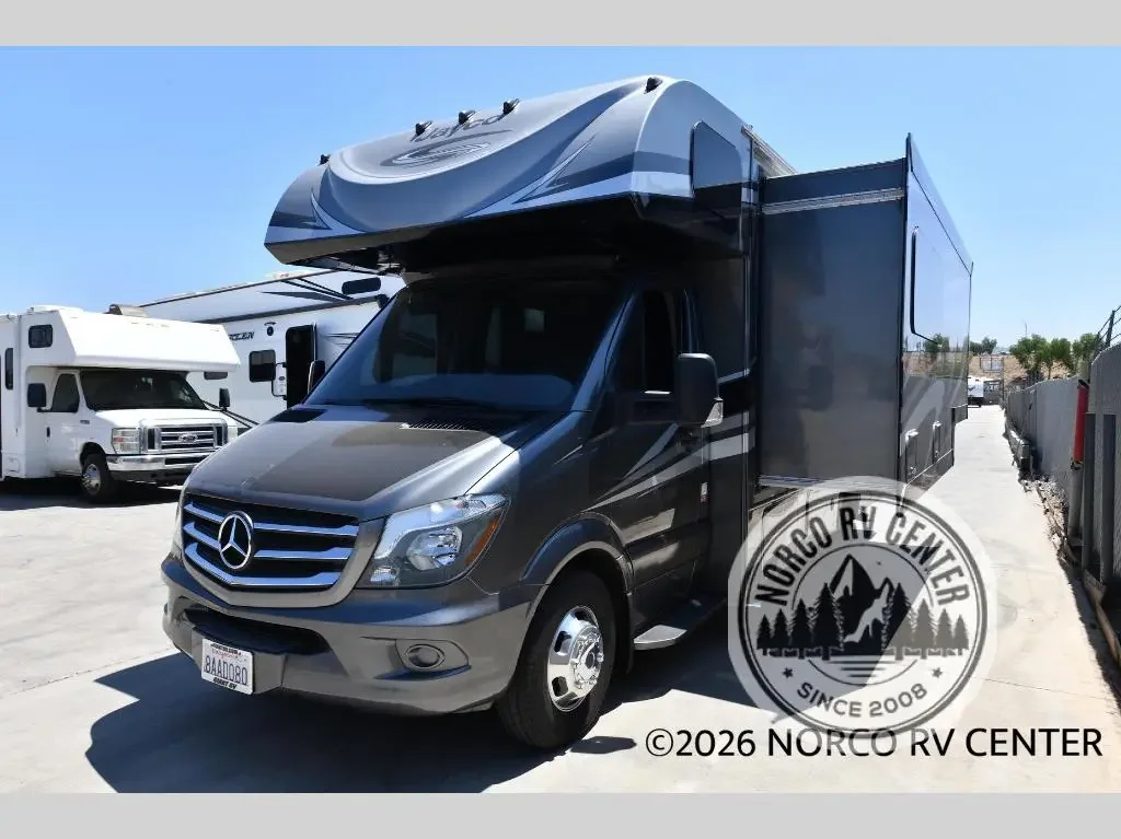 2017 Jayco Melbourne 24L exterior