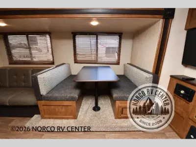 2018 Forest River Salem Cruise Lite 254RLXL photo 9