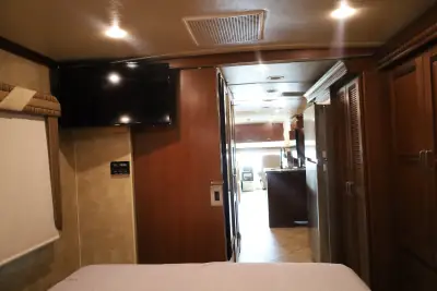 2014 Winnebago Forza 34T photo 17