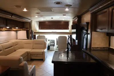 2014 Winnebago Forza 34T photo 10