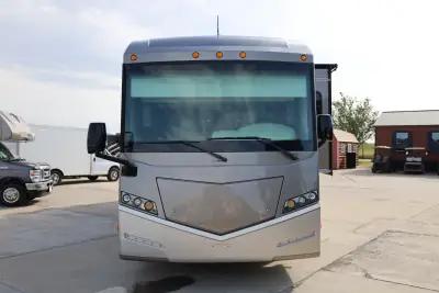 2014 Winnebago Forza 34T photo 4